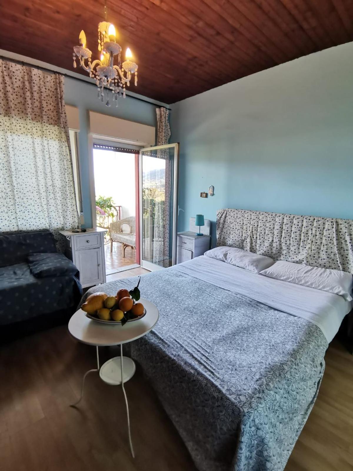 B&B Xenia Patti Eksteriør billede